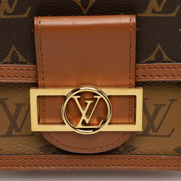 Louis Vuitton Reverse Monogram Dauphine Chain Wallet - Picture 9 of 12